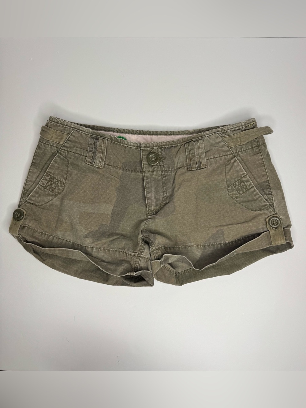 Y2K American Eagle Green Camo Low Rise Mini Shorts Womens Size 2